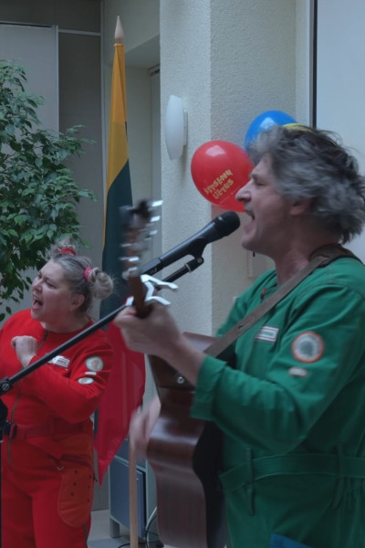 Teatro bildukai / Dokumentinės video apybraižos apie teatro vaikams kūrėjus / teatras vaikams "Teatriukas"